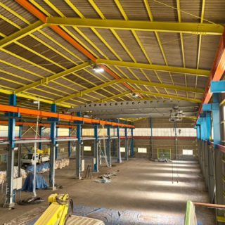 大分市の某工場内、鉄骨塗装工事🟦🟡🟧

#鉄骨塗装工事 #工場工事 #塗装工事